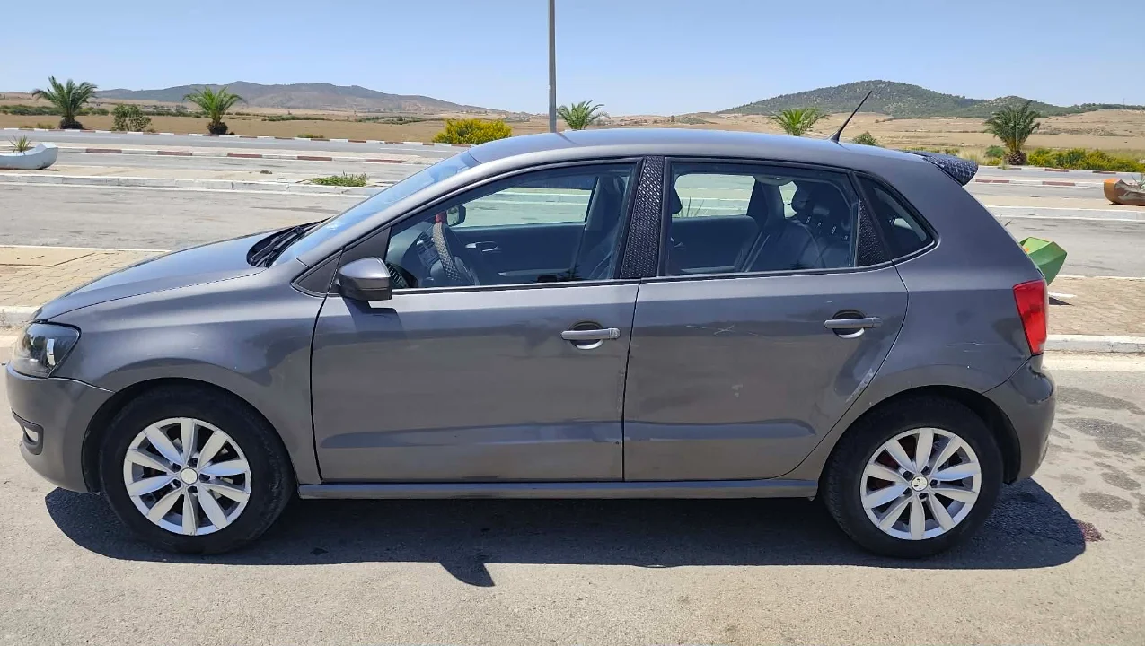 Volkswagen Polo - Photo 2