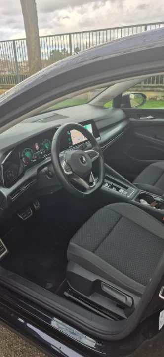 Volkswagen Golf - Photo 8