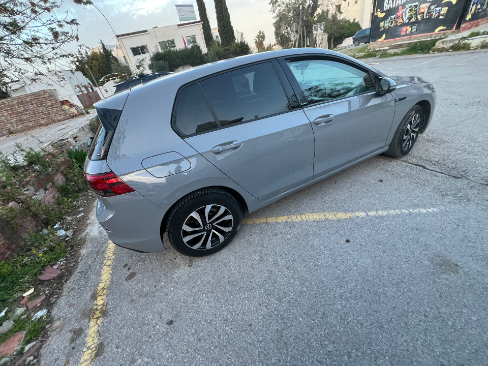 Volkswagen Golf - Photo 2