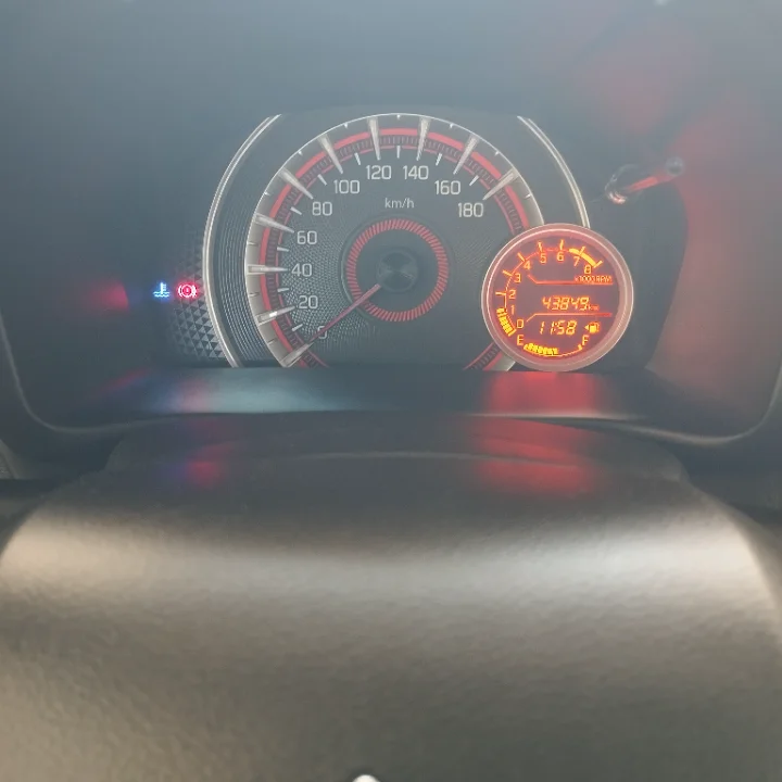Suzuki Celerio - Photo 6