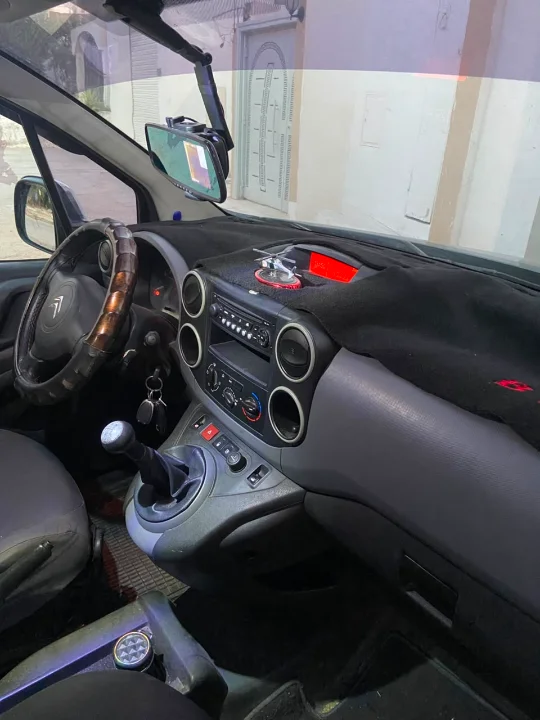 Citroen BERLINGO - Photo 7