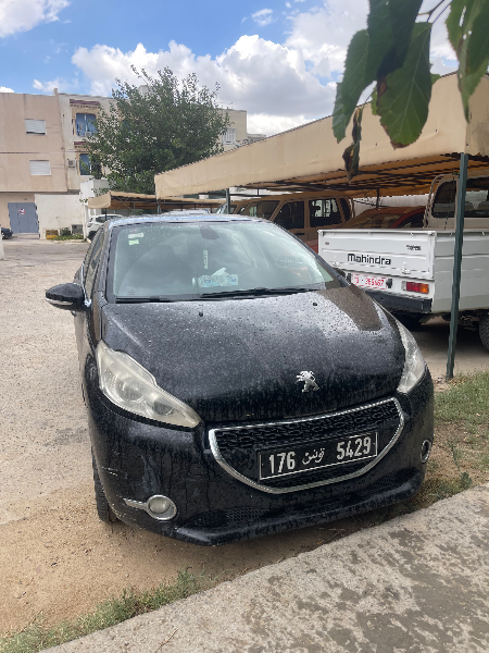Peugeot 208 2014 Essence
