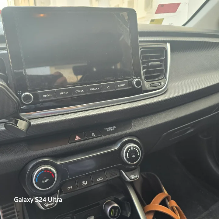 Kia RIO - Photo 4