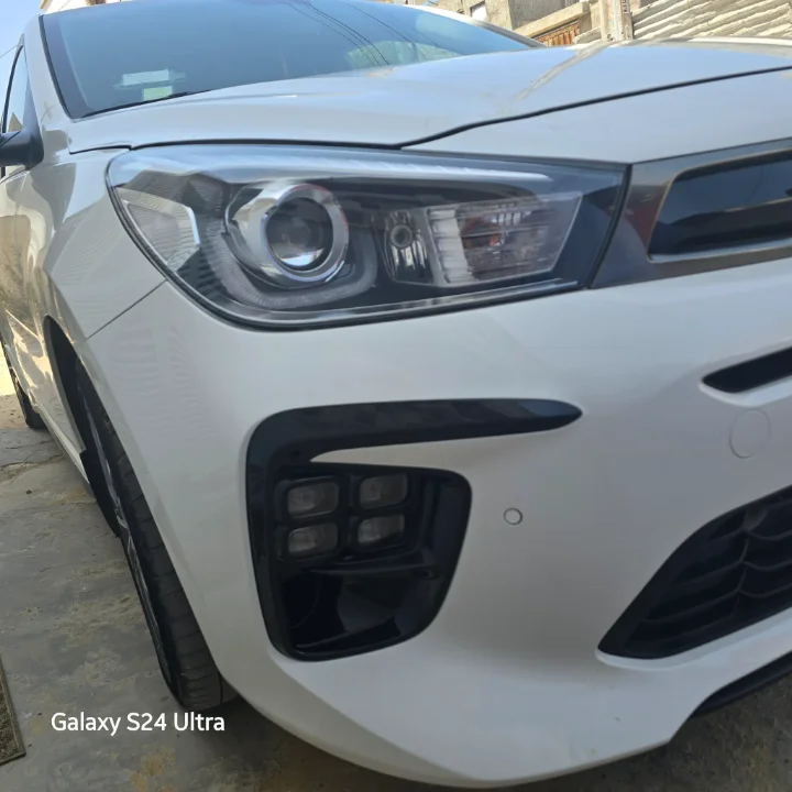 Kia RIO - Photo 3