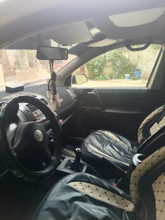 Volkswagen Polo - Photo 2