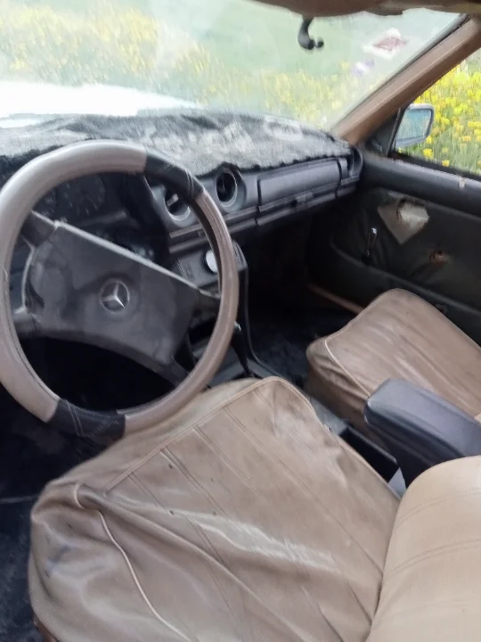 Mercedes 200 - Photo 3