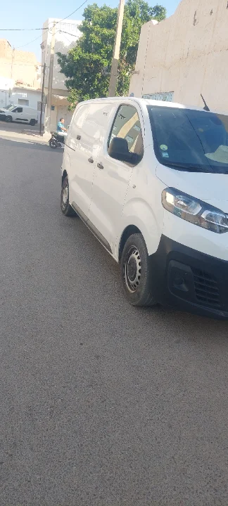 Citroen BERLINGO - Photo 2