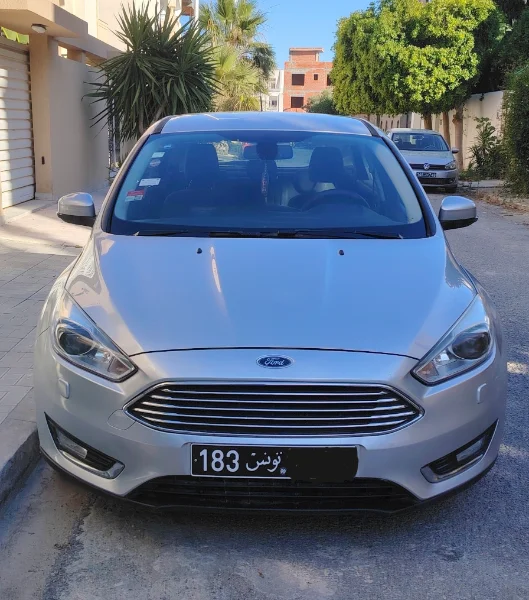 Ford Focus  titanium ecoboost 2015 Essence