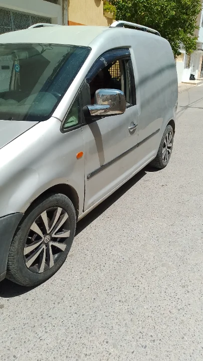 Volkswagen Caddy - Photo 4