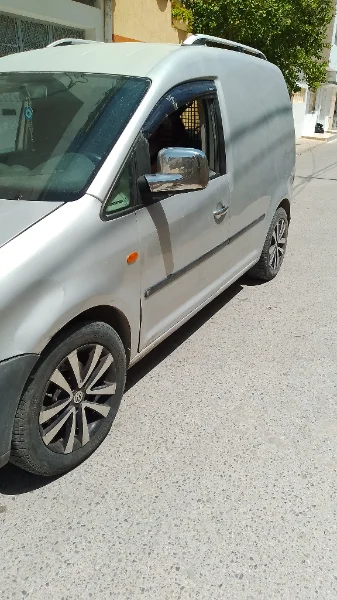 Volkswagen Caddy - Photo 4