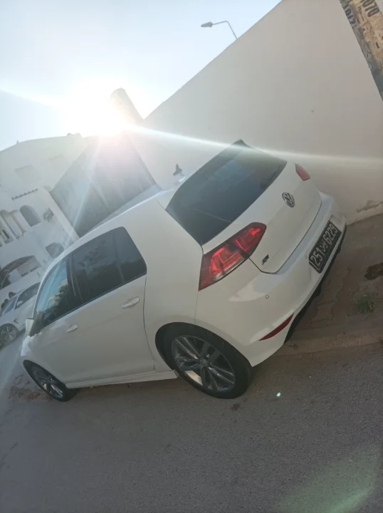 Volkswagen Golf - Photo 2