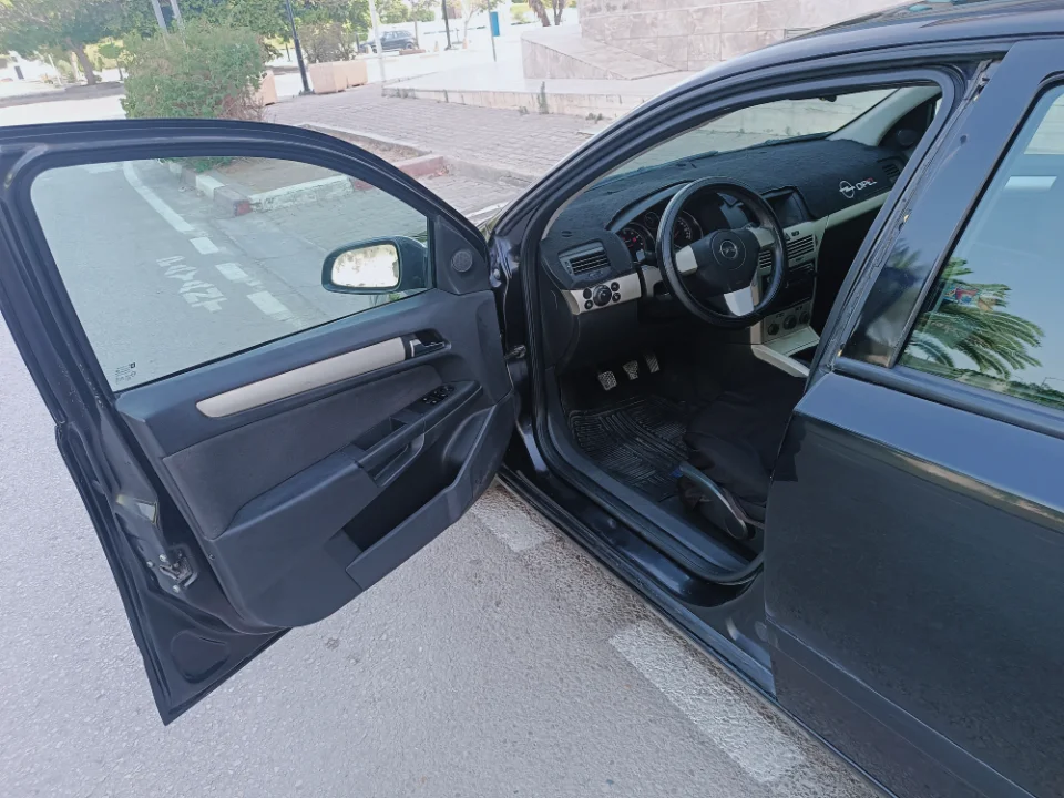 Opel Astra - Photo 5