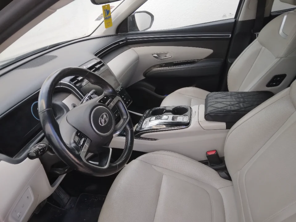 Hyundai TUCSON - Photo 4