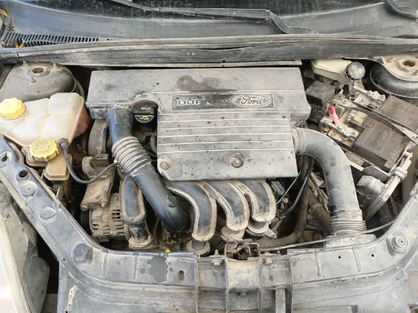 Ford FIESTA - Photo 3