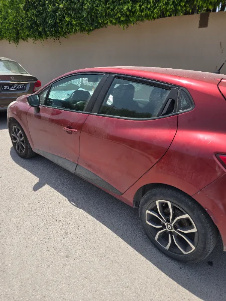 Renault Clio - Photo 3