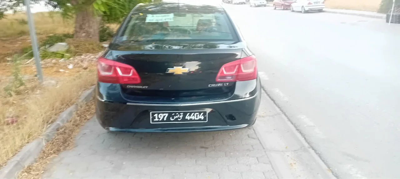 Chevrolet CRUZE - Photo 2