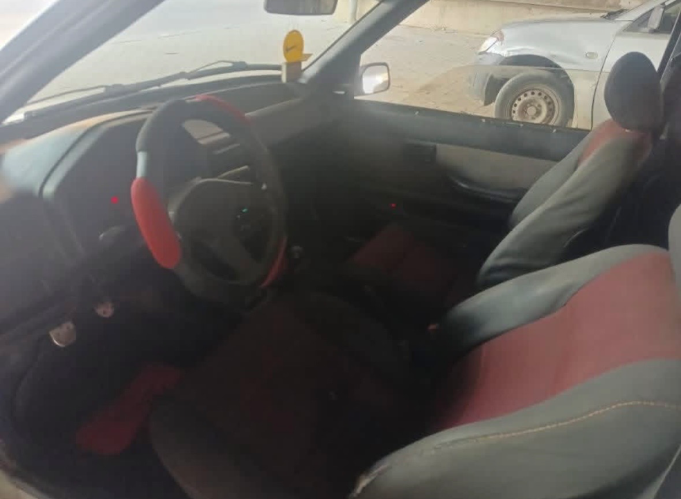 Peugeot 106 - Photo 3