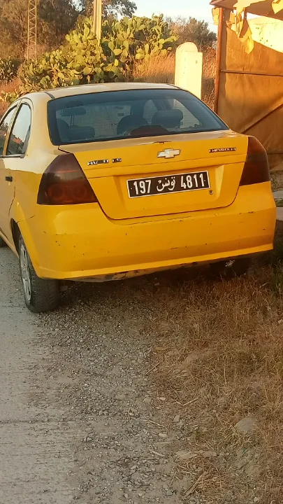 Chevrolet AVEO - Photo 2