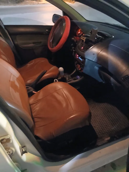 Peugeot 206 - Photo 5