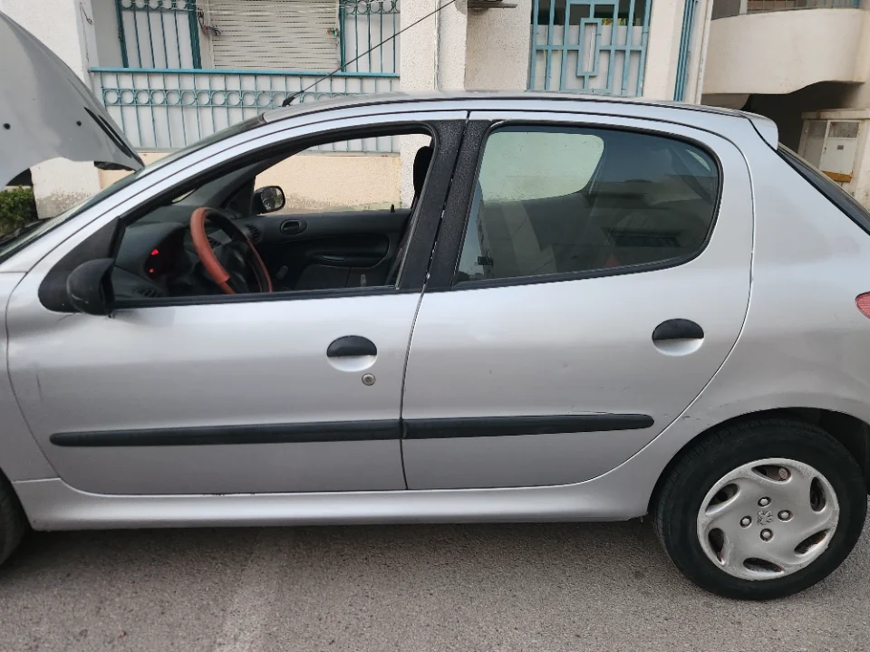 Peugeot 206 - Photo 3