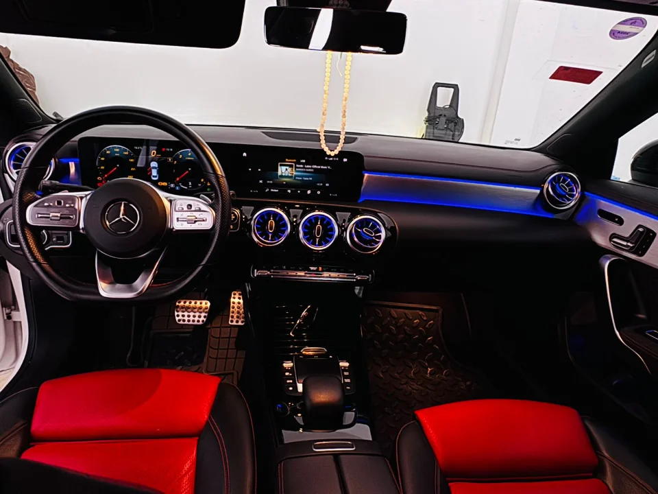 Mercedes 200 - Photo 11