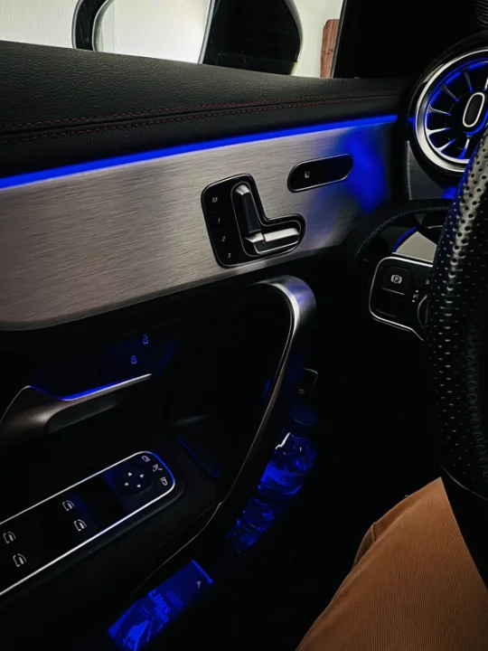 Mercedes 200 - Photo 4