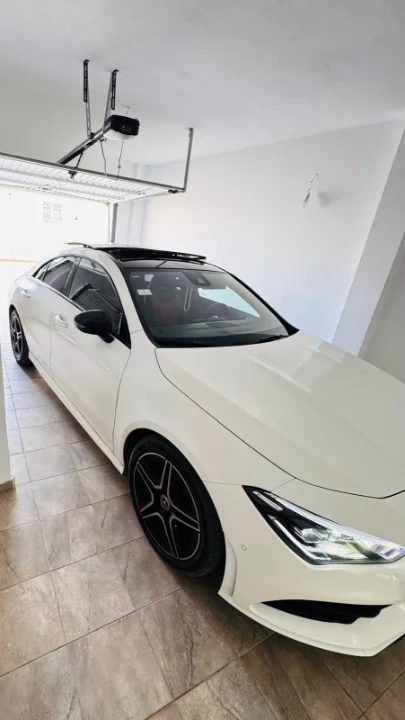 Mercedes 200 2021