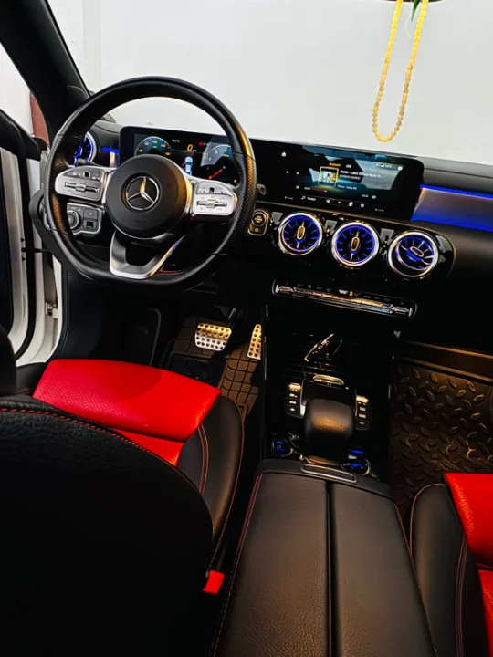 Mercedes 200 - Photo 3