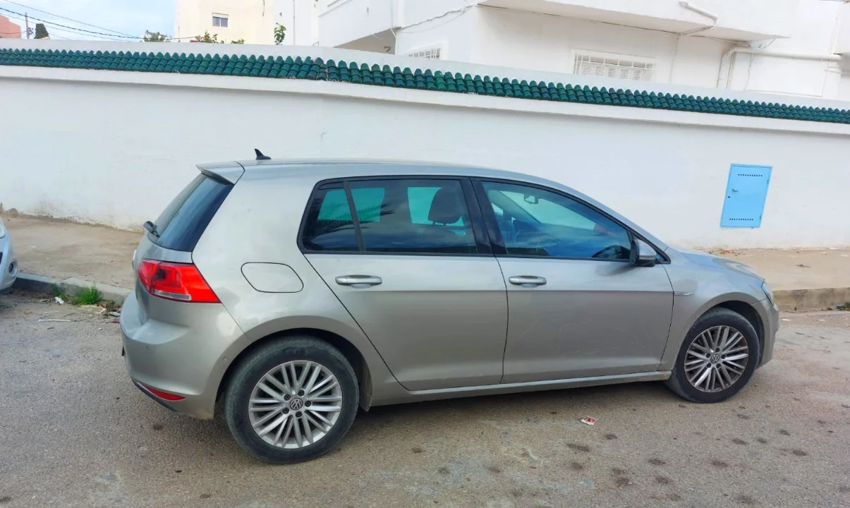 Volkswagen Golf - Photo 11