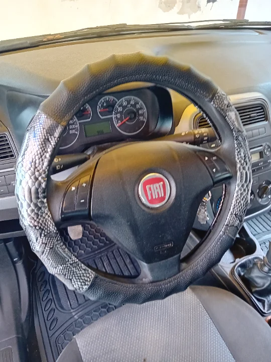 Fiat GRANDE PUNTO - Photo 12