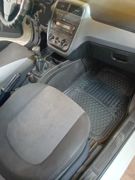 Fiat GRANDE PUNTO - Photo 3