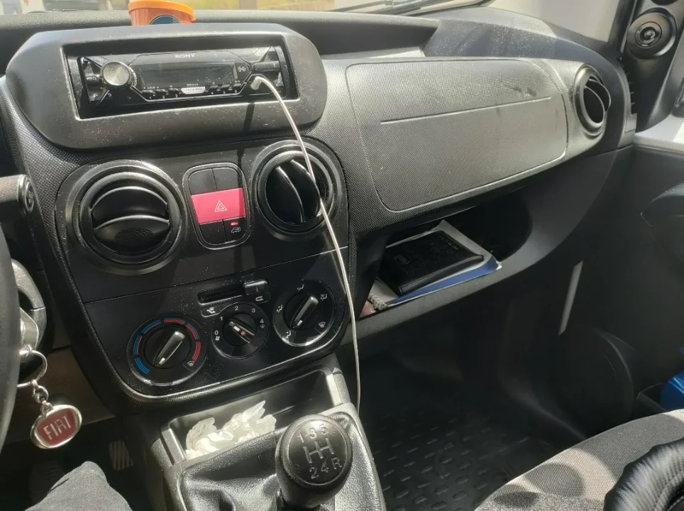 Fiat FIORINO - Photo 2
