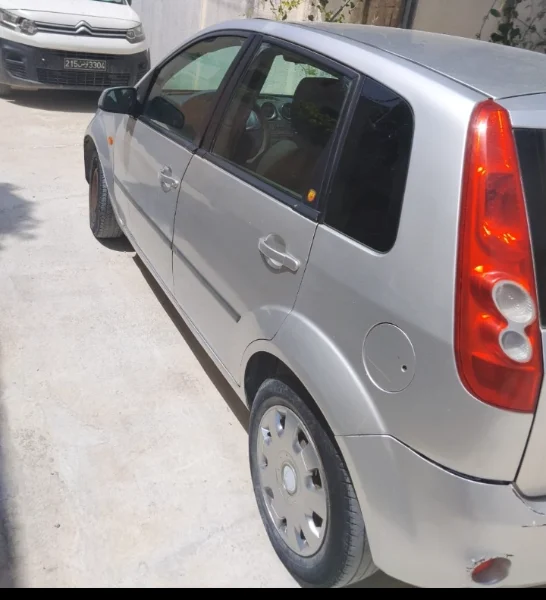 Ford Fiesta 2008 Essence