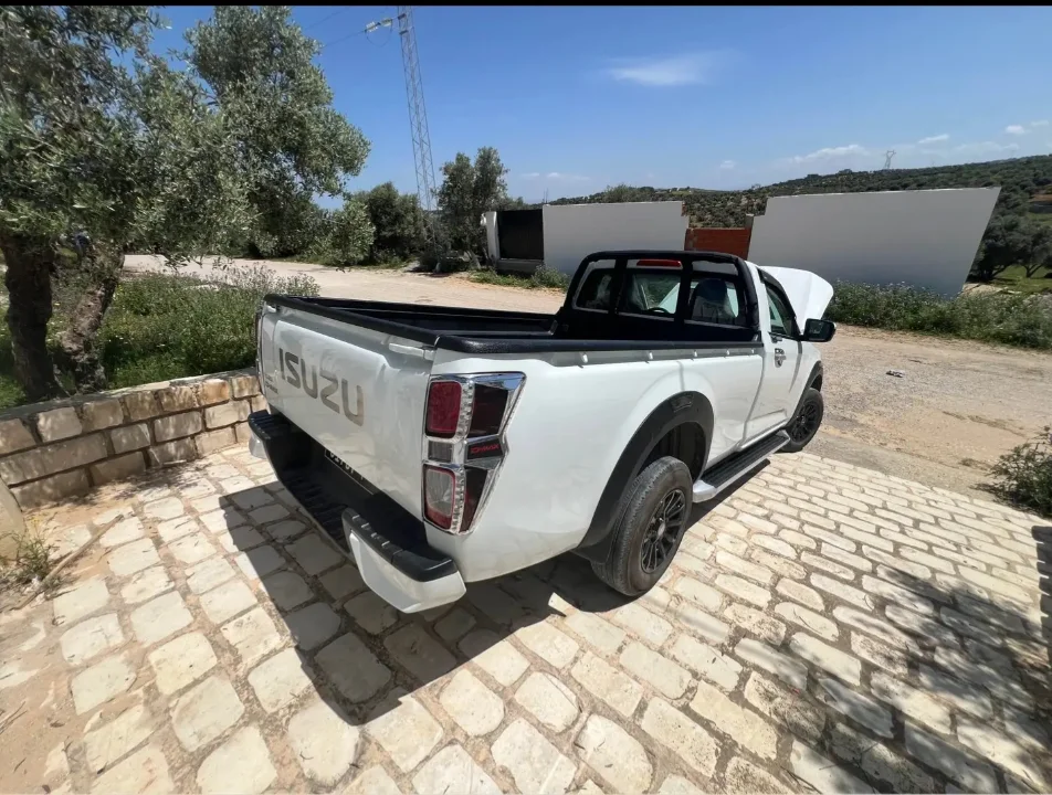 Isuzu D MAX - Photo 3