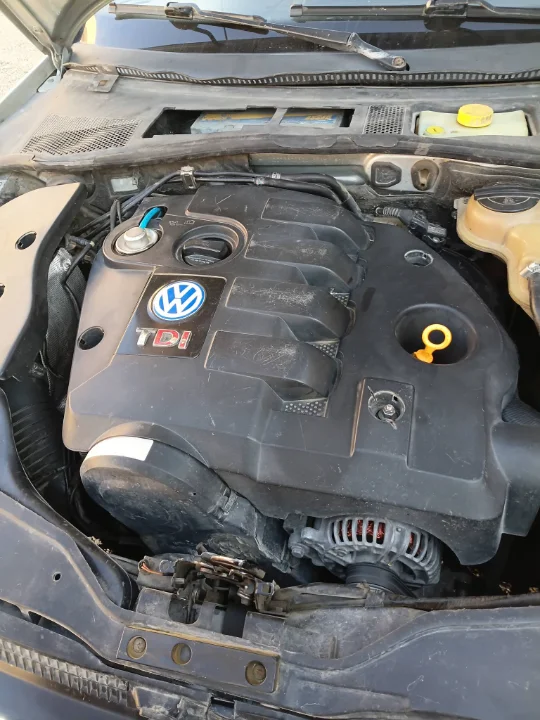 Volkswagen Passat - Photo 4