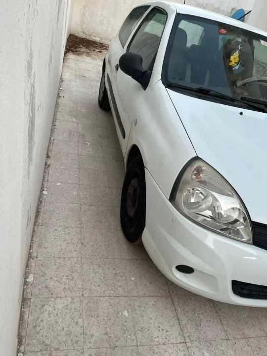 Renault Clio - Photo 4