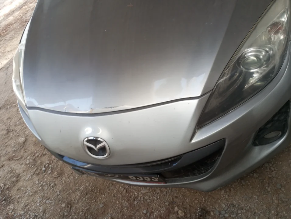 Mazda MAZDA3 2012