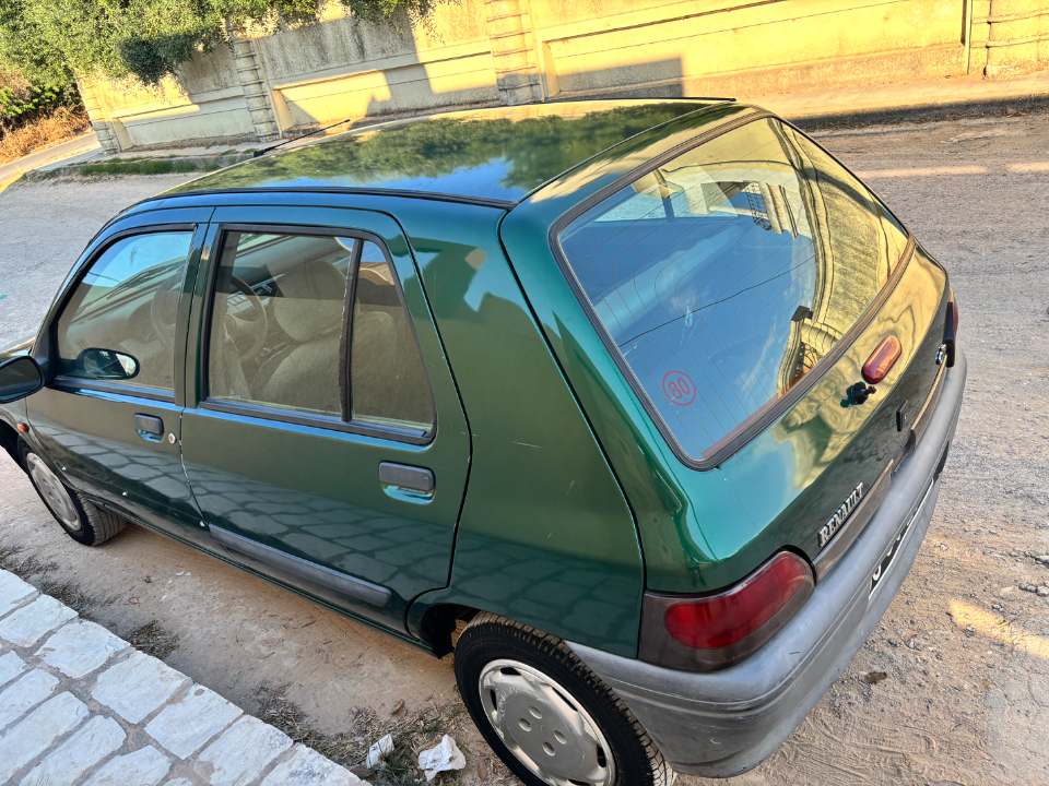 Renault Clio - Photo 4