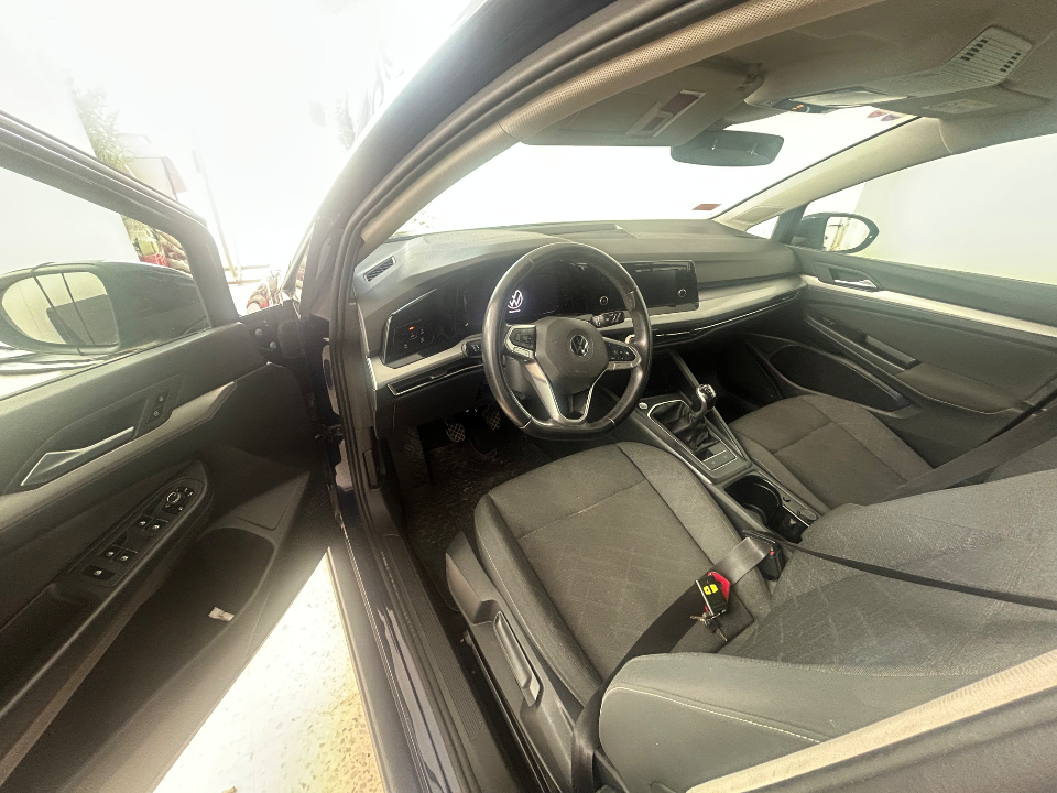 Volkswagen Golf 8 - Photo 6