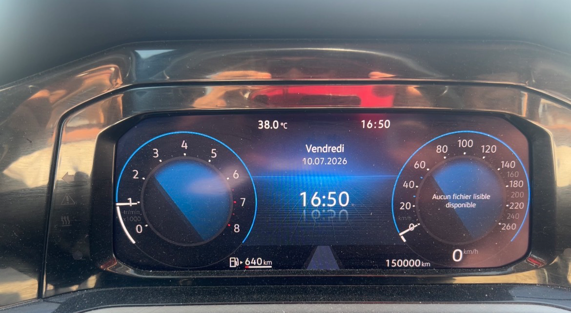 Volkswagen Golf 8 - Photo 4