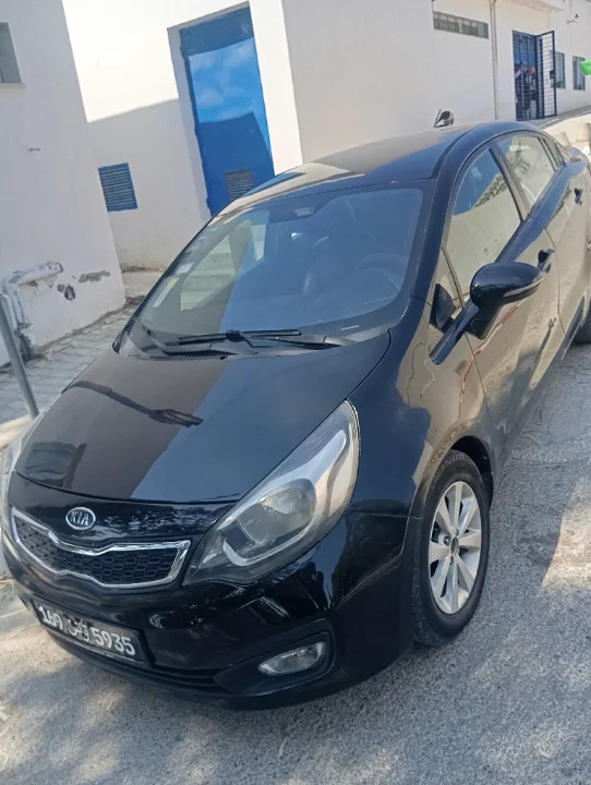Kia RIO - Photo 7