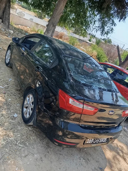 Kia RIO - Photo 6