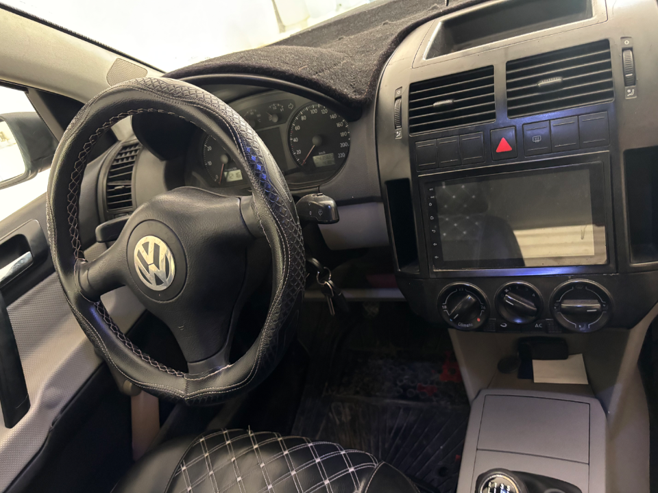 Volkswagen Polo - Photo 3