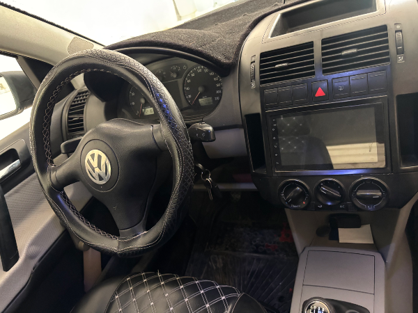 Volkswagen Polo - Photo 3
