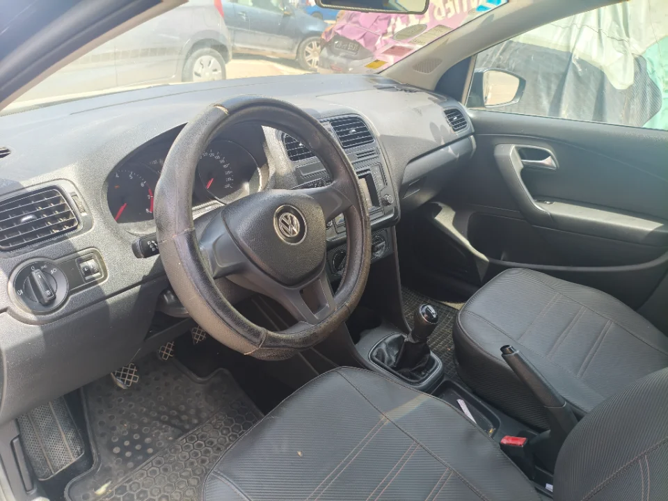 Volkswagen Polo - Photo 12