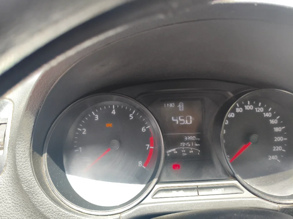 Volkswagen Polo - Photo 11