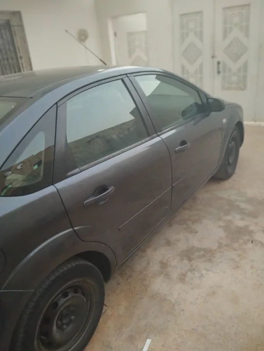 Ford FOCUS - Photo 4