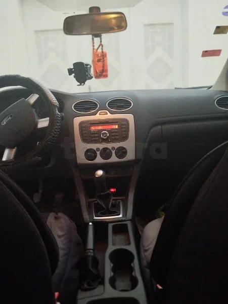 Ford FOCUS - Photo 5