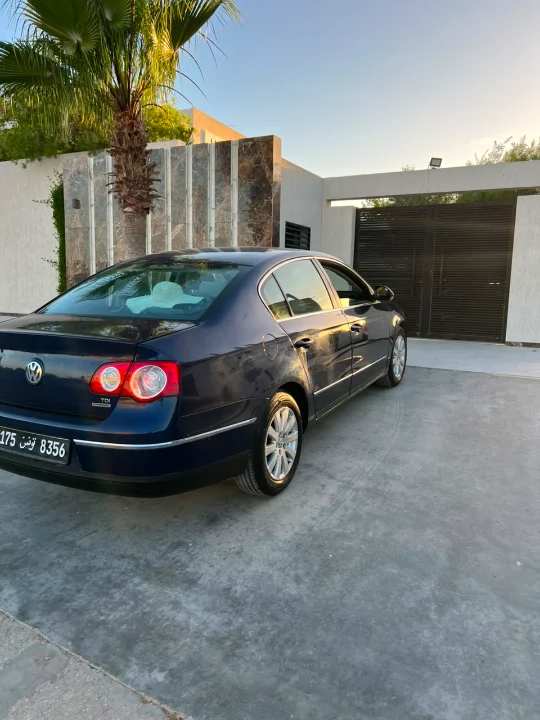 Volkswagen Passat - Photo 5