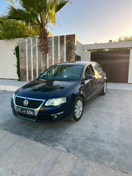 Volkswagen Passat - Photo 2